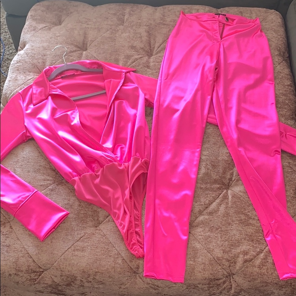 2 piece top and bottom. No filter ( medium )